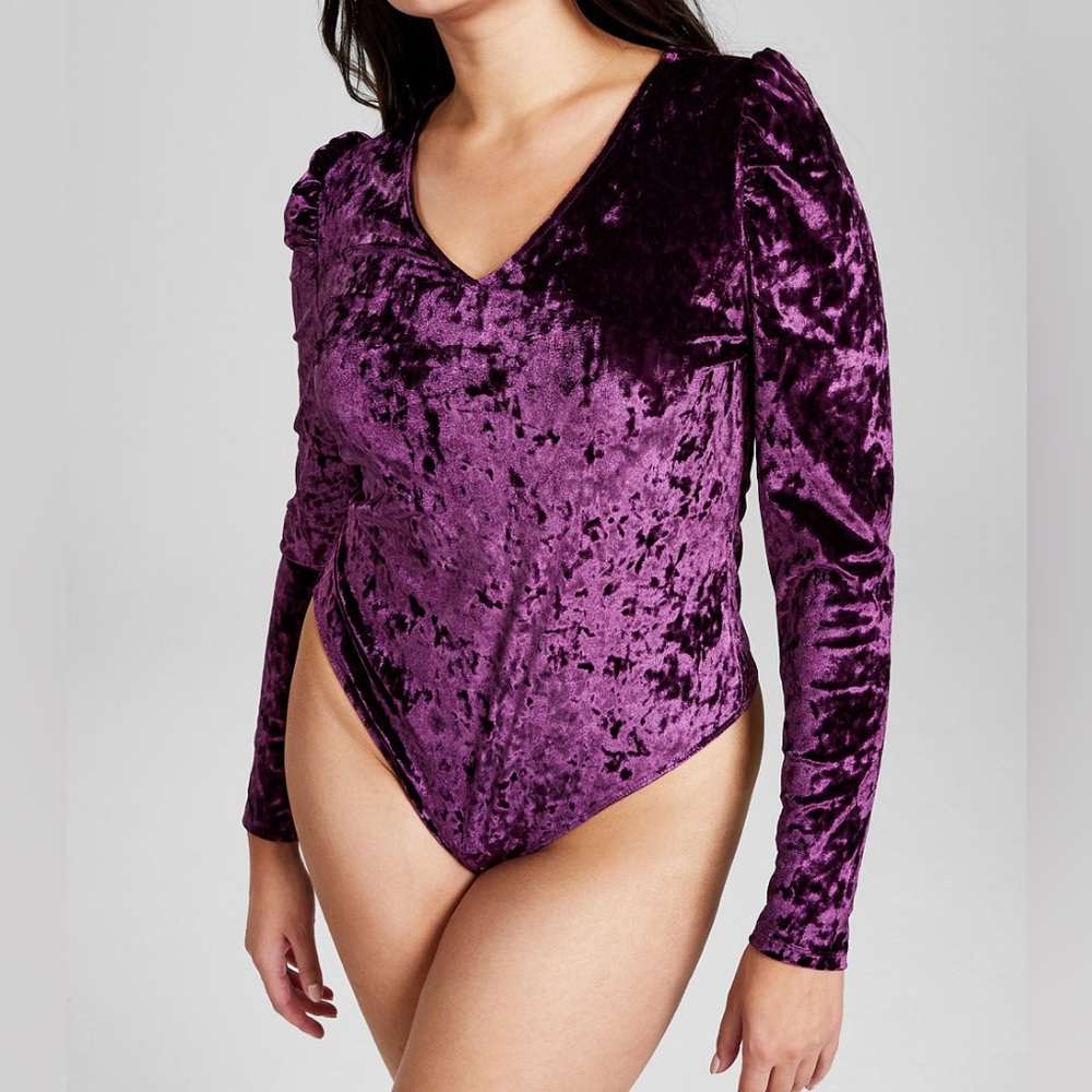 NWT And Now This Purple Puff-Shoulder V-Neck Velvet Bodysuit Size M